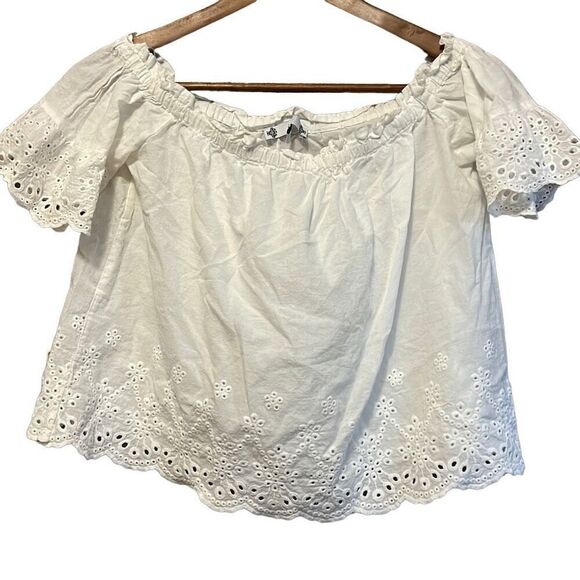 Iris Off the shoulder Lacey‎ top size medium - Picture 1 of 6